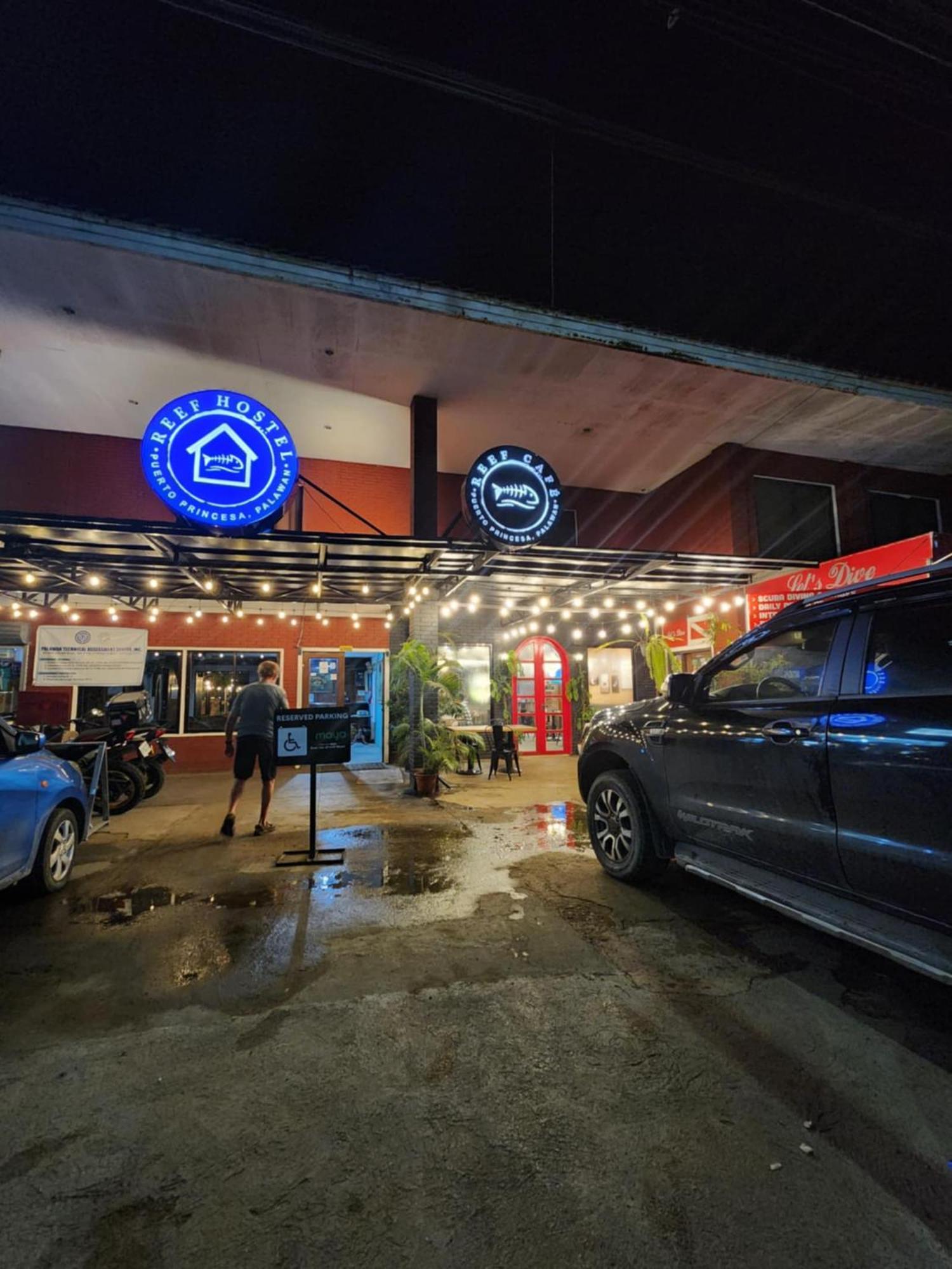 Reef Hostel Puerto Princesa Ngoại thất bức ảnh
