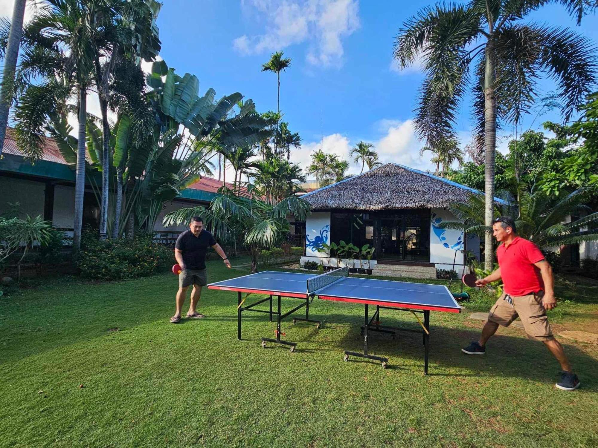 Reef Hostel Puerto Princesa Ngoại thất bức ảnh