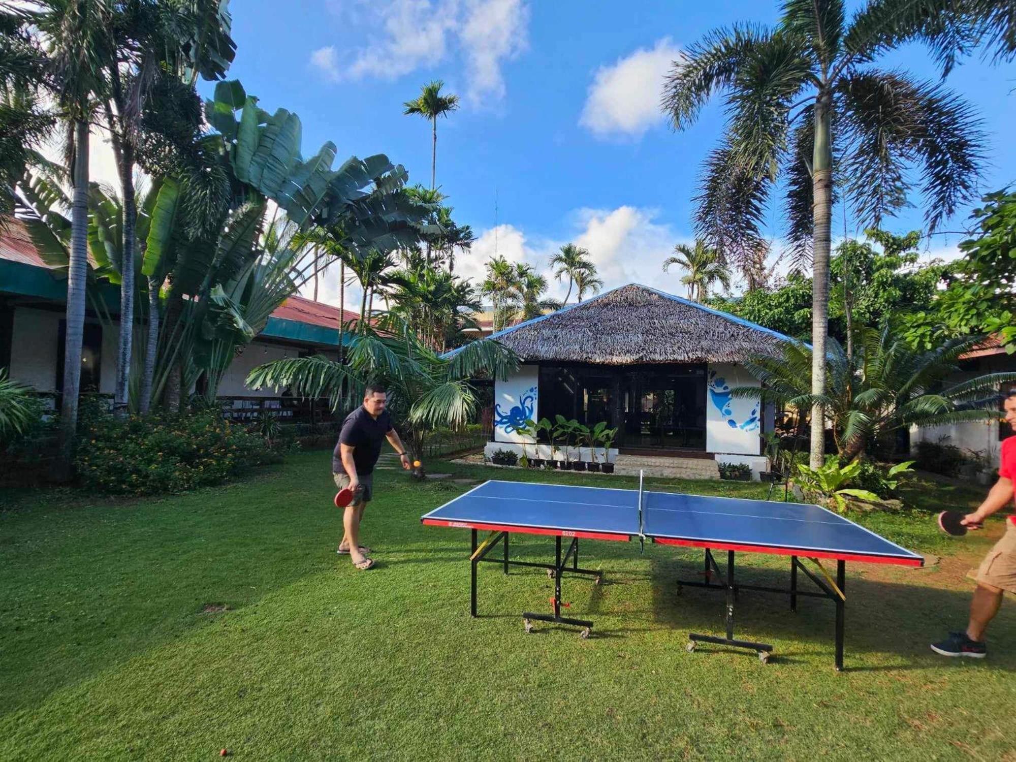 Reef Hostel Puerto Princesa Ngoại thất bức ảnh